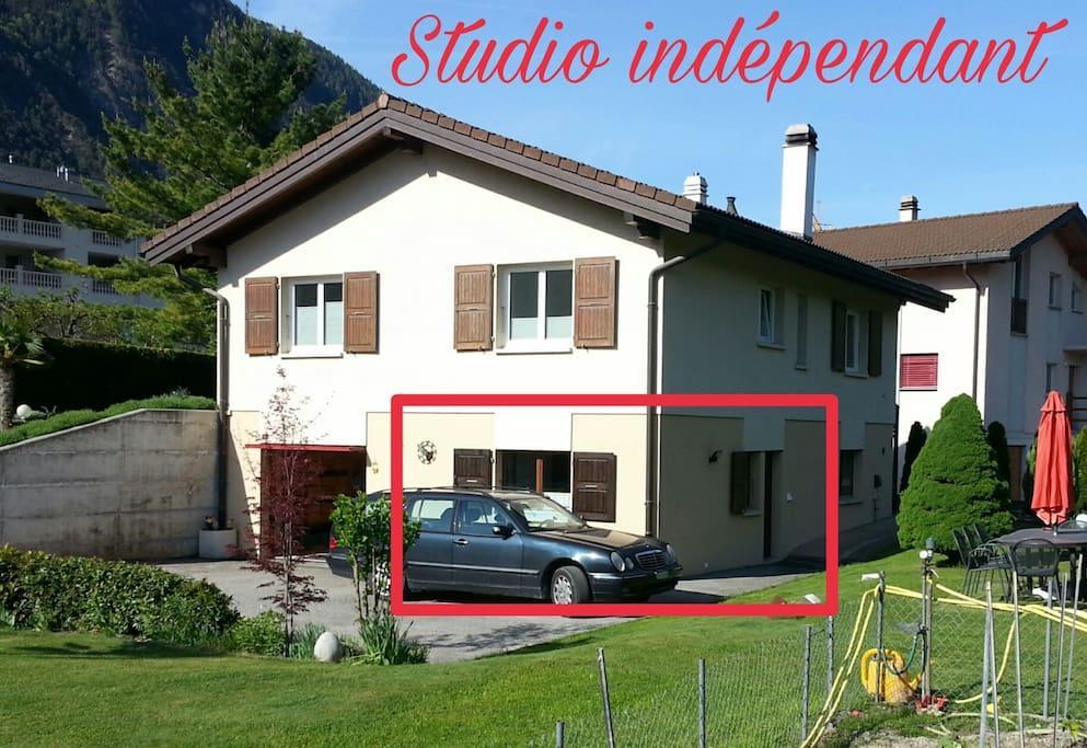 Studio Independant A 格荣 外观 照片
